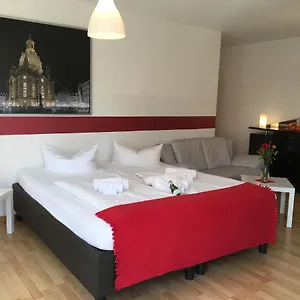 Апартаменты Altstadtperle Apartments & Studios, Дрезден